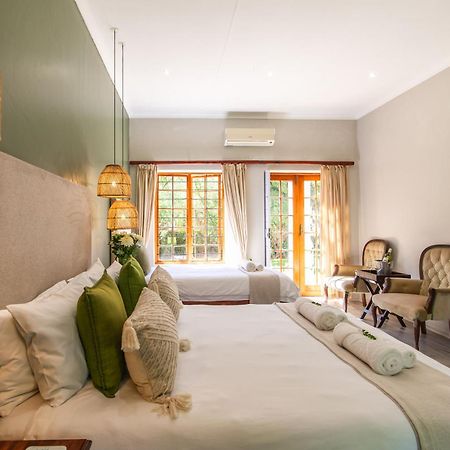 Thorntree Country Lodge Oudtshoorn Exterior photo